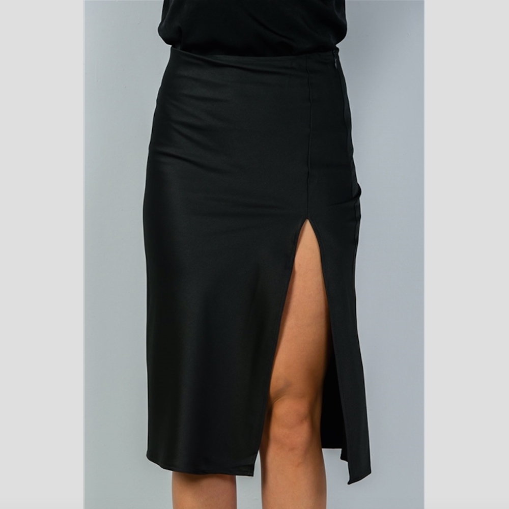 Black Side Slit Midi Skirt - Picture 4 of 6